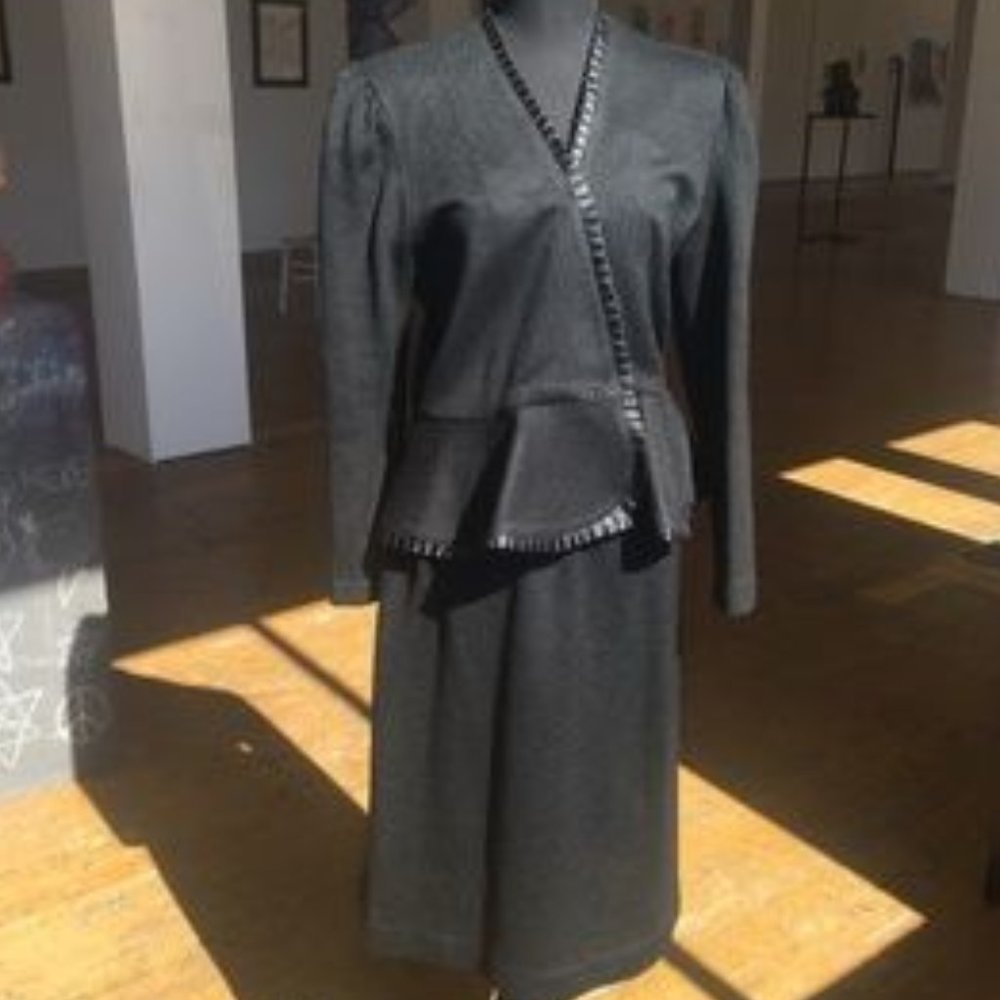 Black knit Vintage 2pc skirt set - Picture 6 of 6